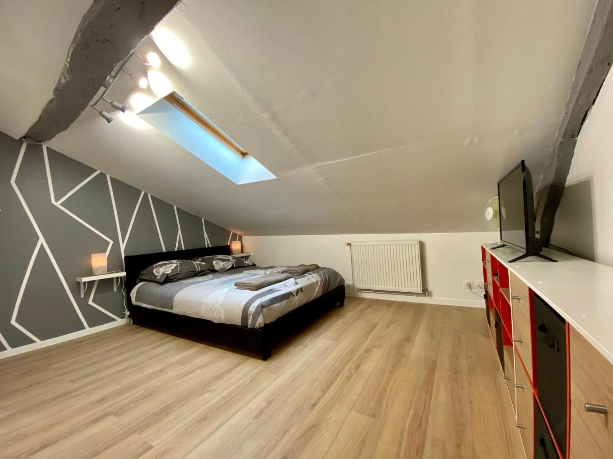 Très bel appartement climatisé situé à coté de la gare et centre ville Périgueux Esterno foto