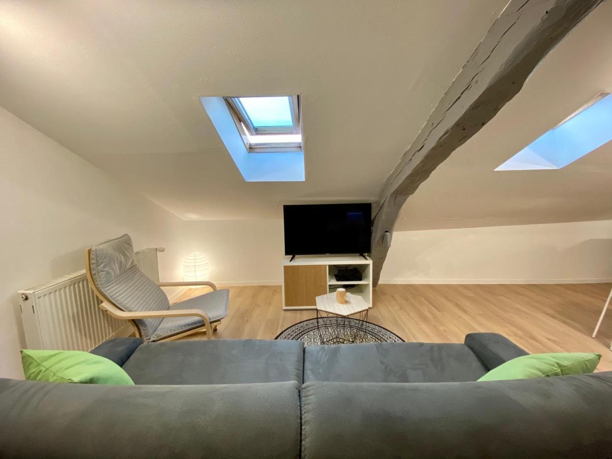 Très bel appartement climatisé situé à coté de la gare et centre ville Périgueux Esterno foto