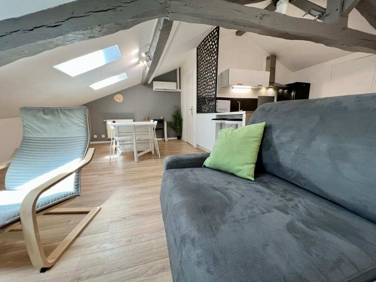 Très bel appartement climatisé situé à coté de la gare et centre ville Périgueux Esterno foto