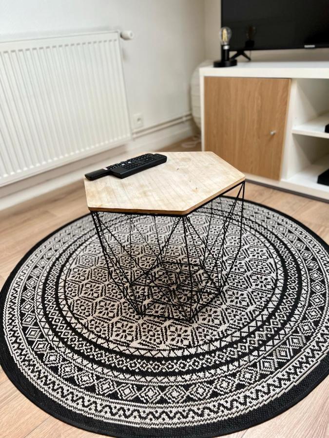 Très bel appartement climatisé situé à coté de la gare et centre ville Périgueux Esterno foto