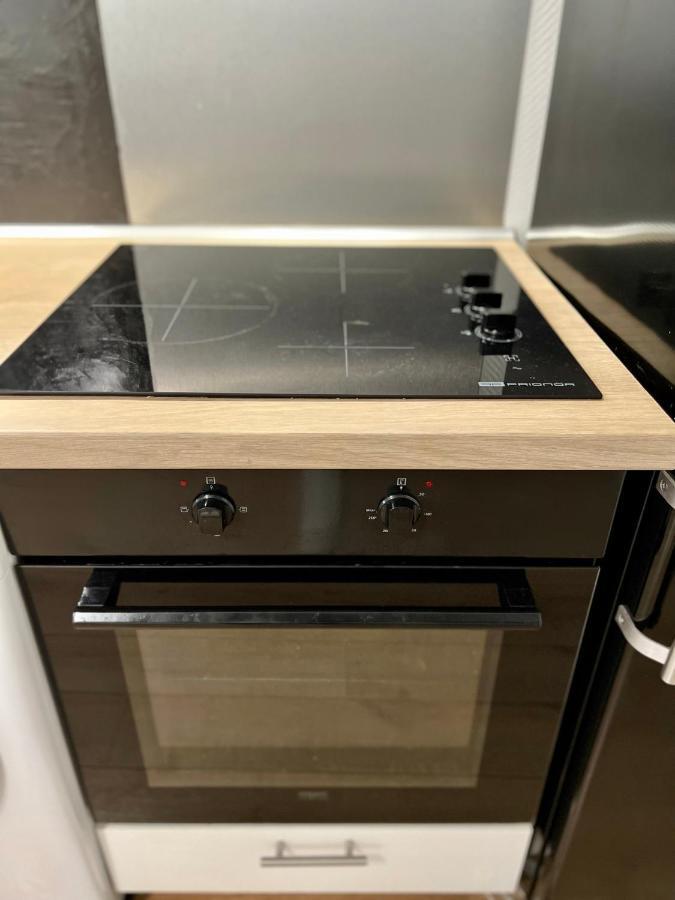 Très bel appartement climatisé situé à coté de la gare et centre ville Périgueux Esterno foto