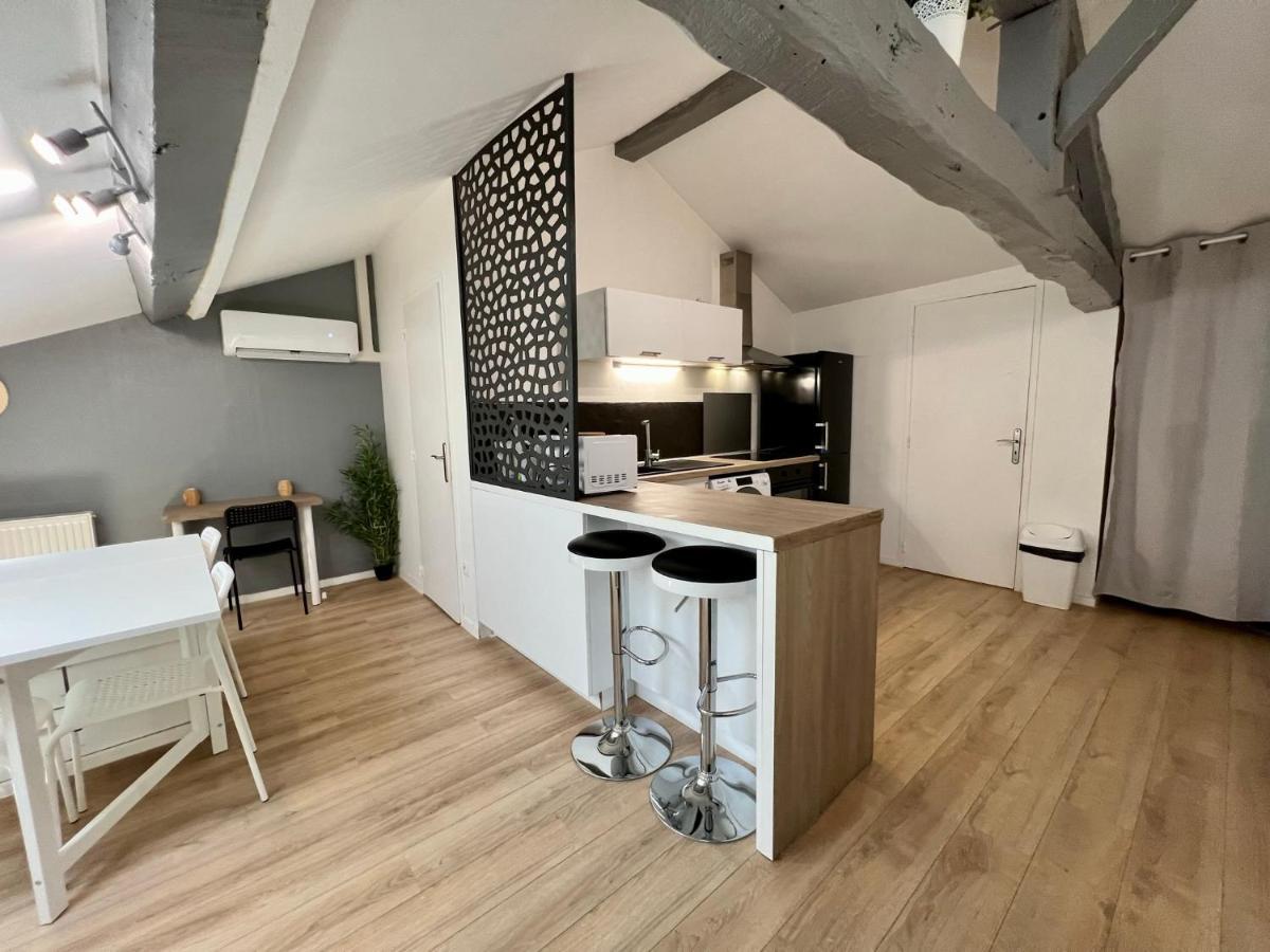 Très bel appartement climatisé situé à coté de la gare et centre ville Périgueux Esterno foto