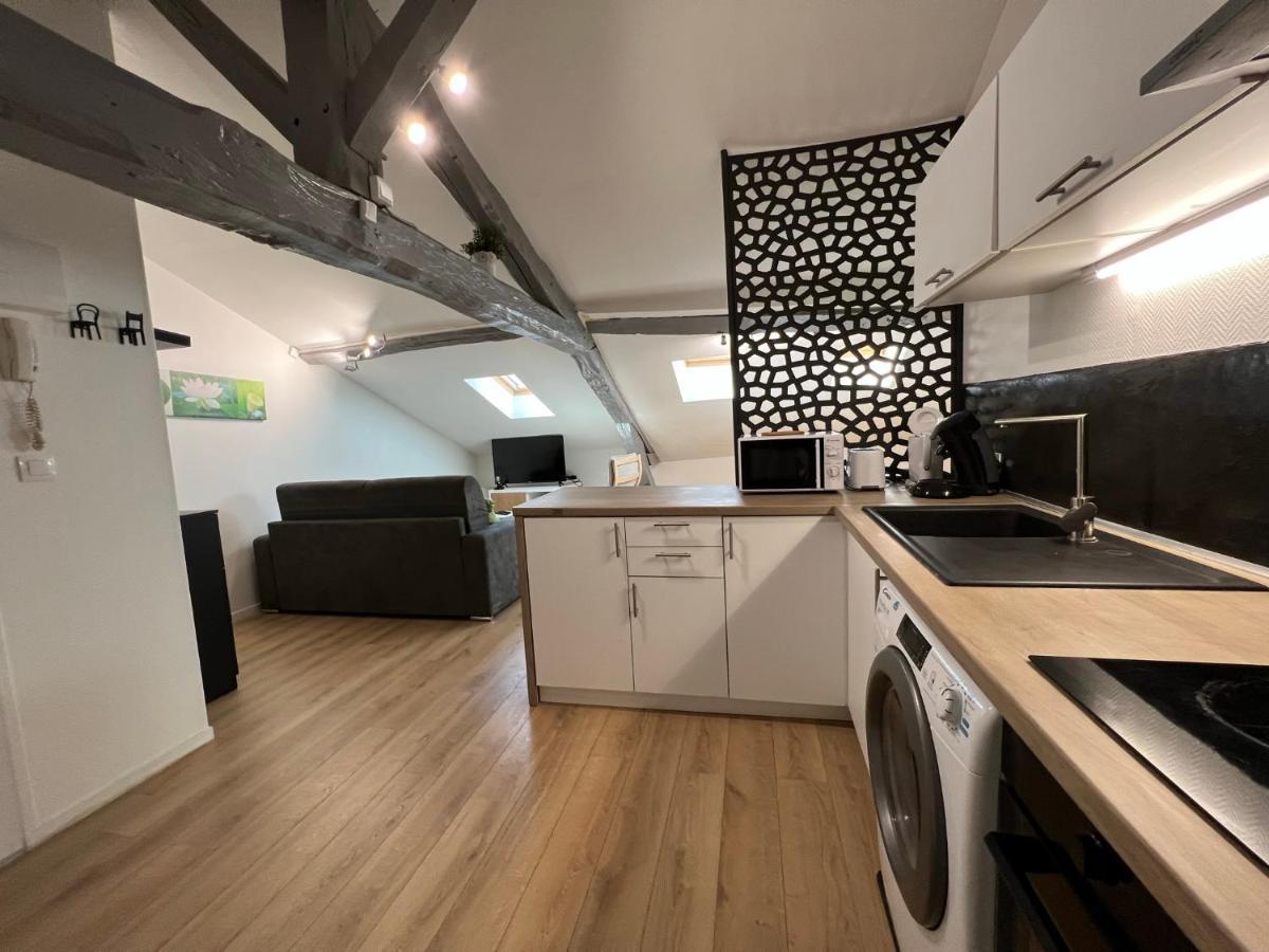 Très bel appartement climatisé situé à coté de la gare et centre ville Périgueux Esterno foto