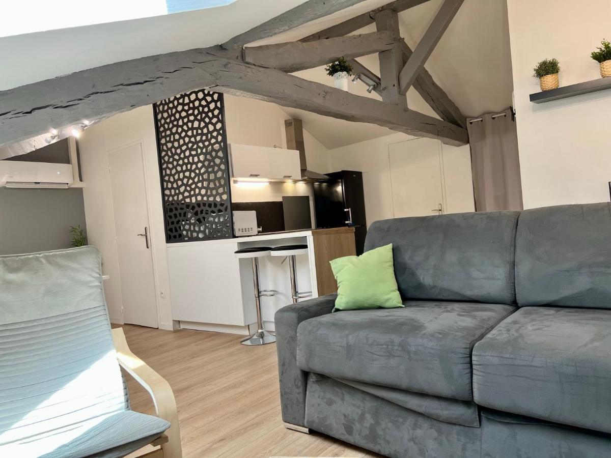 Très bel appartement climatisé situé à coté de la gare et centre ville Périgueux Esterno foto